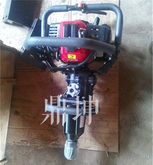 NLB-500型手提式內(nèi)燃螺栓扳手