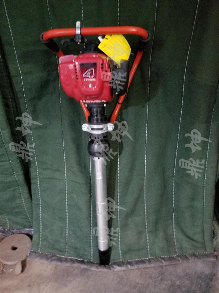 小蜜蜂內(nèi)燃搗固機(jī)